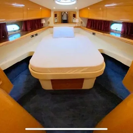 Båthotell Yacht Raffaelli 54 Fly Bridge Portisco